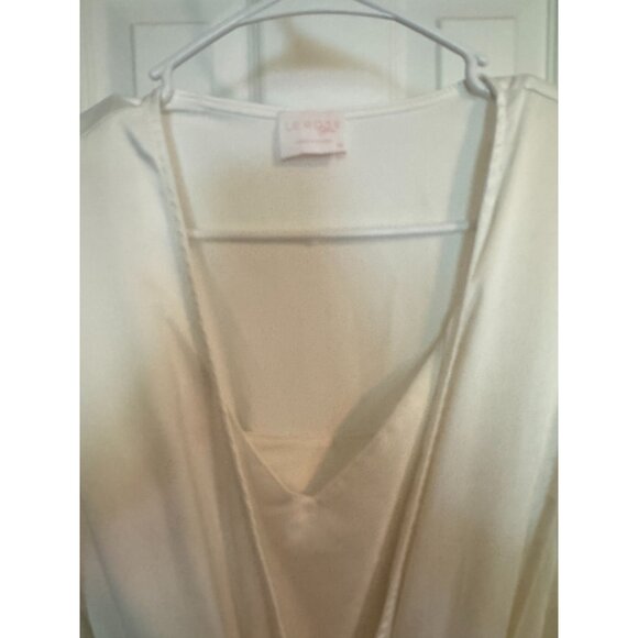 Le Rose Stories Alaina Bridal Robe Pleated Sleeve Satin Maxi - Includes Slip - Picture 9 of 12